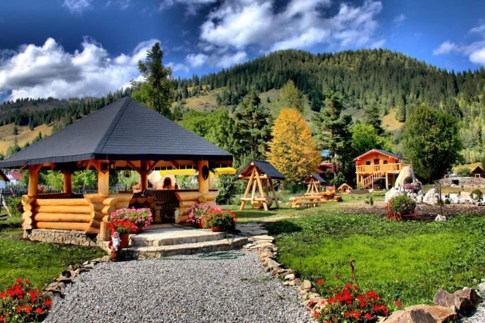 Casa Baciu Fundu Moldovei Exterior foto